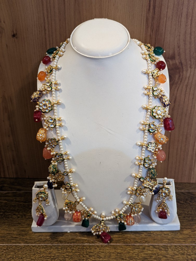 Big multicolor bead necklace 